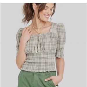 3/$25 ⭐️ Universal Thread Grey & White Puff Sleeve Ruched Top